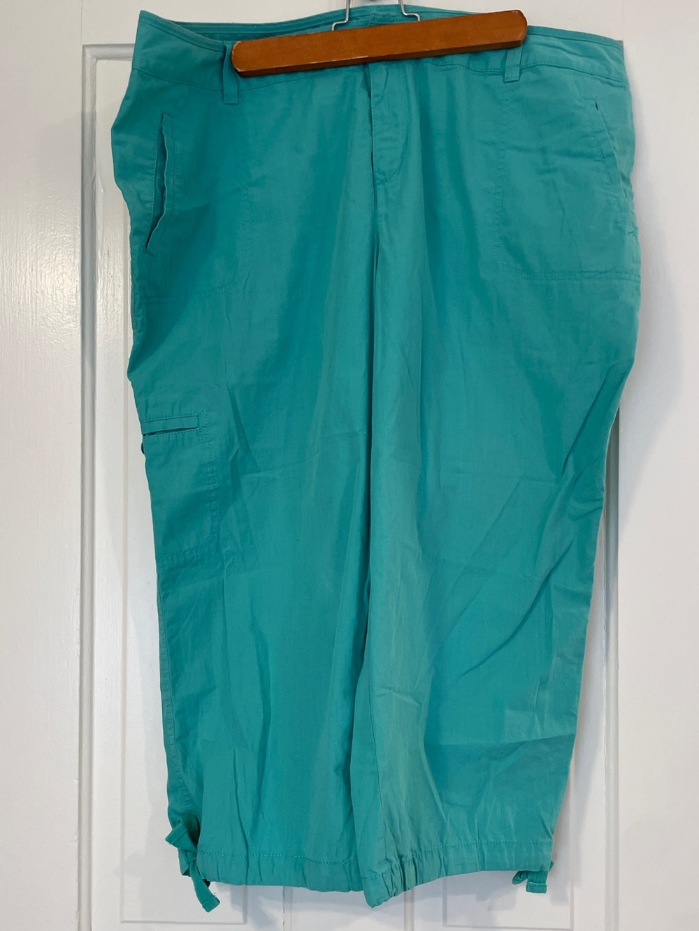 Relativity Teal Capri Cargo Pants